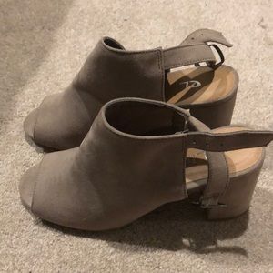 Block heels, peep toe, neutral color- worn once